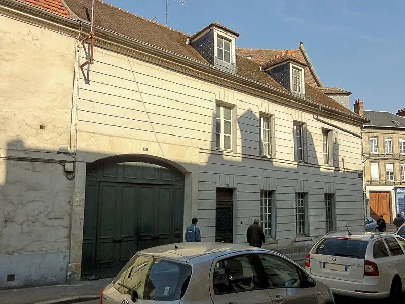 Foto di Casa - P.poschadel - © Creative Commons (https://creativecommons.org/licenses/by-sa/4.0/deed.fr)