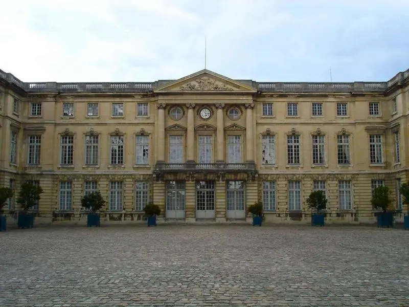 Foto di Palazzo e dintorni - POP Plateforme Ouverte du Patrimoine / Base Mérimée - © Ministère de la Culture (France), Médiathèque du patrimoine et de la photographie, diffusion RMN-GP