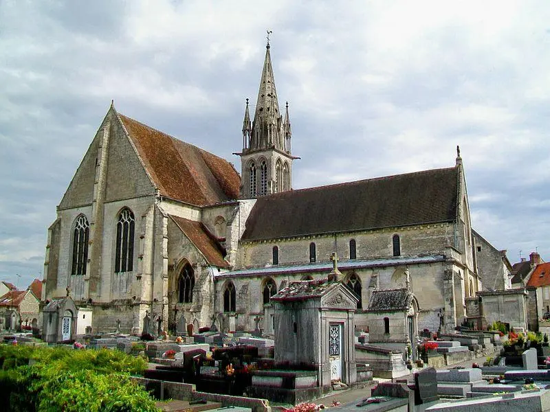 Foto di Chiesa di Saint-Denis - P.poschadel - © Creative Commons (https://creativecommons.org/licenses/by-sa/4.0/deed.fr)