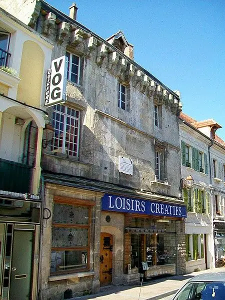 Foto di Casa chiamata Old Hôtel D'Orléans - P.poschadel - © Creative Commons (https://creativecommons.org/licenses/by-sa/4.0/deed.fr)