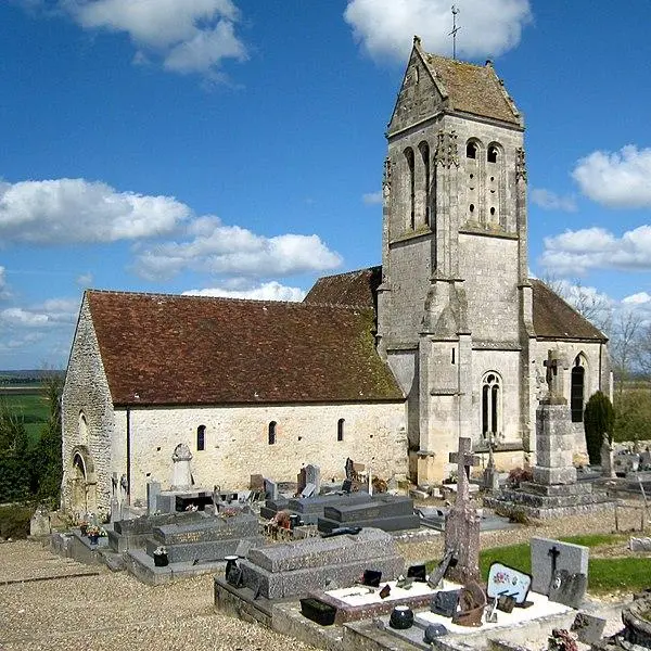 Foto di Rovine della chiesa di Marquemont - Nitot - © Creative Commons (https://creativecommons.org/licenses/by-sa/4.0/deed.fr)