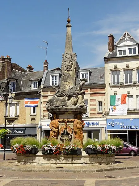 Foto di Fontana - Pierre Poschadel - © Creative Commons (https://creativecommons.org/licenses/by-sa/4.0/deed.fr)