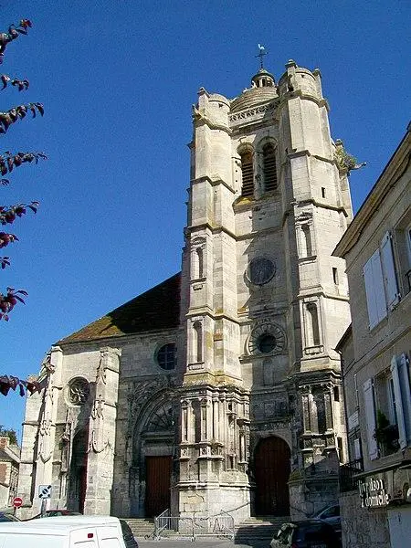 Foto di Sainte-Maxence Church - P.poschadel - © Creative Commons (https://creativecommons.org/licenses/by-sa/4.0/deed.fr)