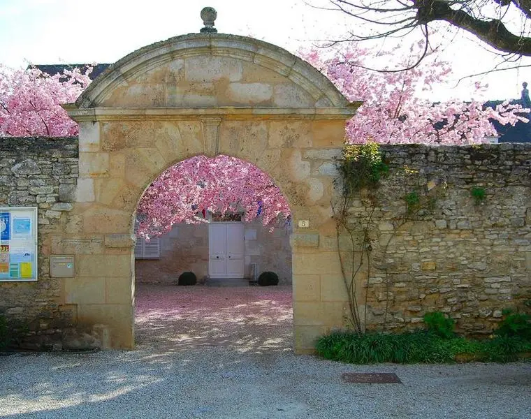 Foto di Presbiterio - POP Plateforme Ouverte du Patrimoine / Base Mérimée - © Ministère de la Culture (France), Médiathèque du patrimoine et de la photographie, droits réservés