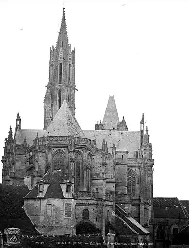 Foto di Ex cattedrale e il suo capitolo - POP Plateforme Ouverte du Patrimoine / Base Mérimée - © Ministère de la Culture (France), Médiathèque du patrimoine et de la photographie, diffusion RMN-GP