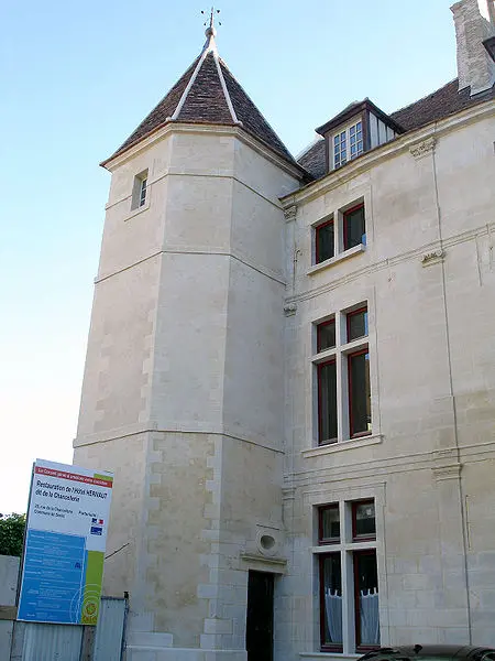 Foto di Cancelleria Hotel - Clicsouris - © Creative Commons (https://creativecommons.org/licenses/by-sa/4.0/deed.fr)