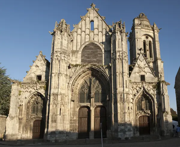 Foto di Ex seminario - PMRMaeyaert - © Creative Commons (https://creativecommons.org/licenses/by-sa/4.0/deed.fr)