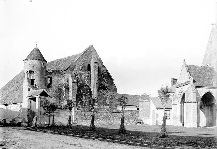 Foto de Edificios antiguos del Tité Grange - POP Plateforme Ouverte du Patrimoine / Base Mérimée - © Ministère de la Culture (France), Médiathèque du patrimoine et de la photographie, diffusion RMN-GP