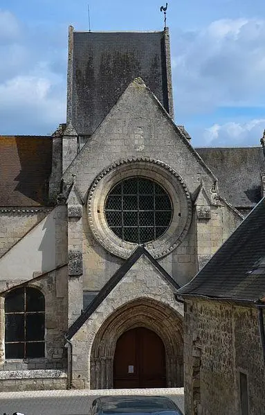 Foto di Chiesa di Saint-Léger - Pline - © Creative Commons (https://creativecommons.org/licenses/by-sa/4.0/deed.fr)
