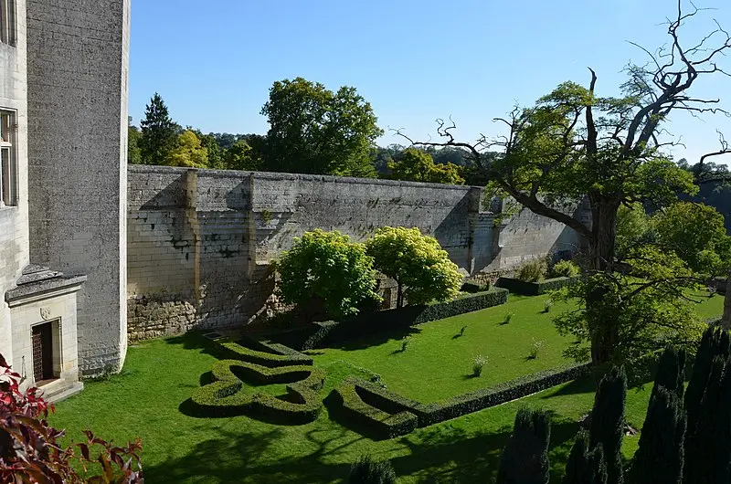 Foto di Castello - Pline - © Creative Commons (https://creativecommons.org/licenses/by-sa/4.0/deed.fr)