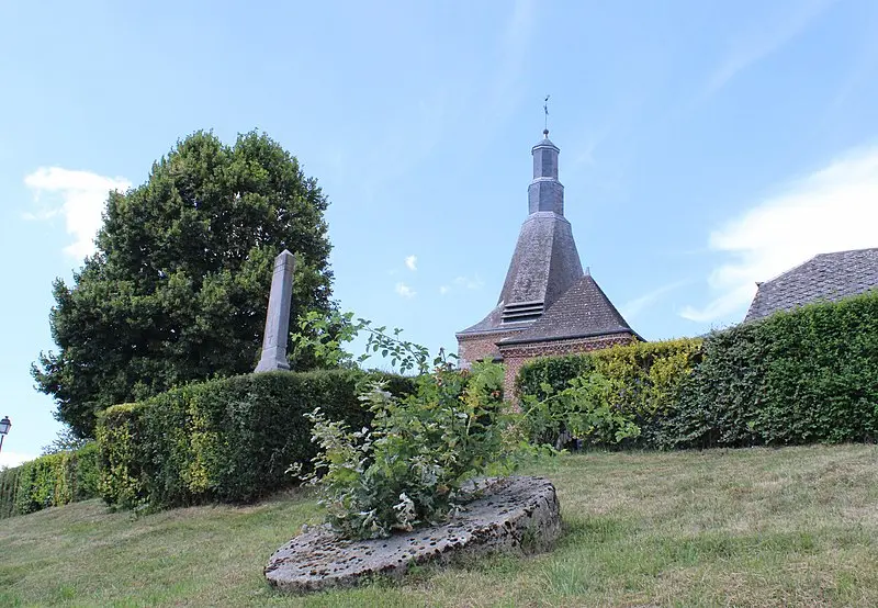 Foto von Kirche - René Hourdry - © Creative Commons (https://creativecommons.org/licenses/by-sa/4.0/deed.fr)