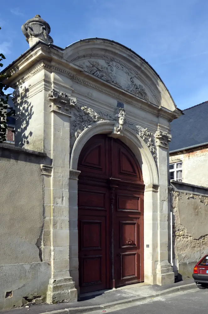 Foto von Heim - Sous licence Creative Commons (https://creativecommons.org/licenses/by-sa/4.0/deed.fr) - Par Pline - © Creative Commons (https://creativecommons.org/licenses/by-sa/4.0/deed.fr)