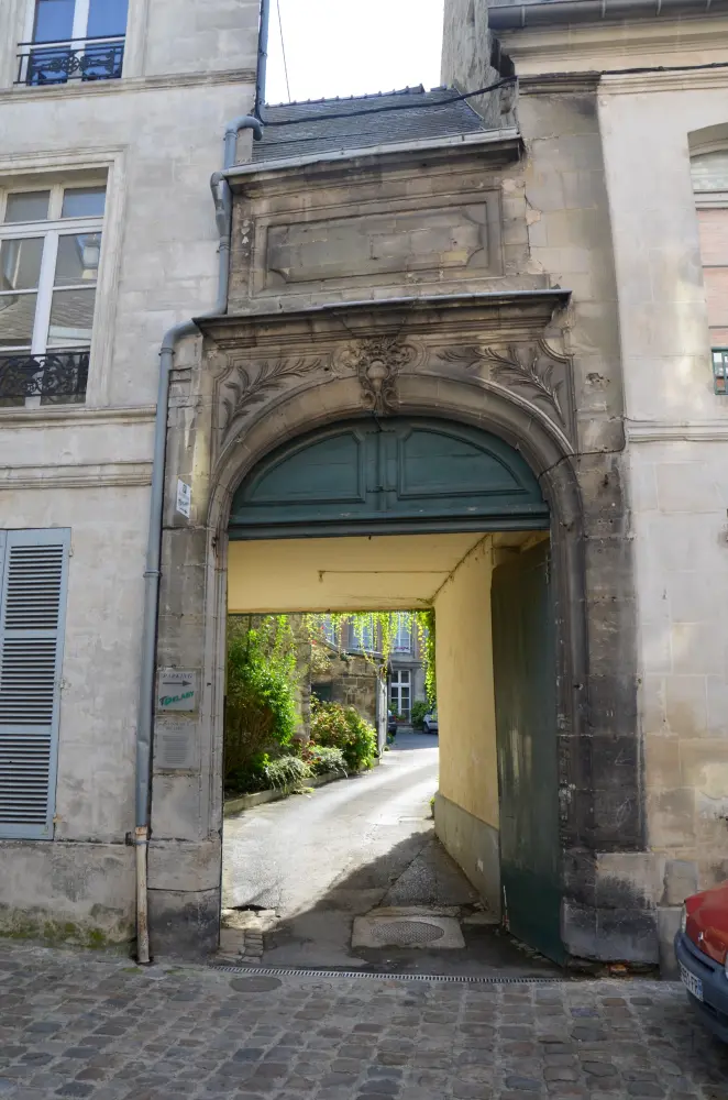 Foto von Heim - Sous licence Creative Commons (https://creativecommons.org/licenses/by-sa/4.0/deed.fr) - Par Pline - © Creative Commons (https://creativecommons.org/licenses/by-sa/4.0/deed.fr)