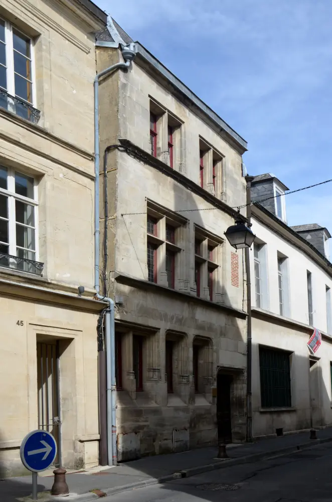 Foto von Heim - Sous licence Creative Commons (https://creativecommons.org/licenses/by-sa/4.0/deed.fr) - Par Pline - © Creative Commons (https://creativecommons.org/licenses/by-sa/4.0/deed.fr)