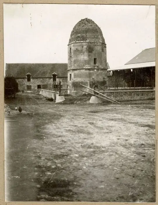 Foto von Neuville-Saint-Jean Farm - POP Plateforme Ouverte du Patrimoine / Base Mérimée - © Ministère de la Culture (France), Médiathèque du patrimoine et de la photographie, Tous droits réservés 
