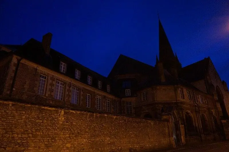 Foto von Presbyterium - G.Garitan - © Creative Commons (https://creativecommons.org/licenses/by-sa/4.0/deed.fr)