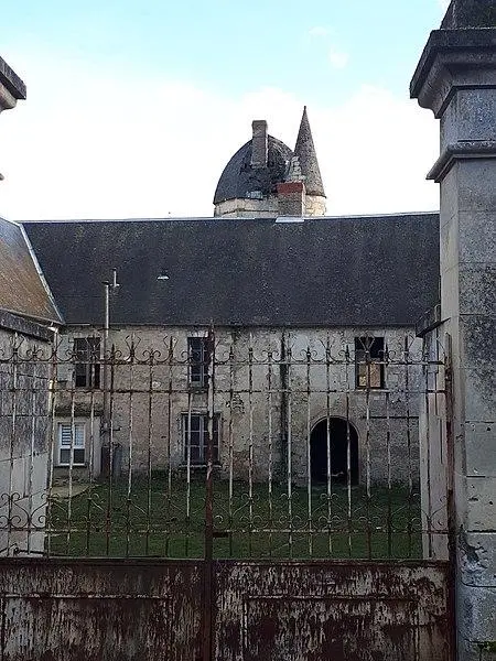 Foto von Altes Schloss - Enrevseluj - © Creative Commons (https://creativecommons.org/licenses/by-sa/4.0/deed.fr)