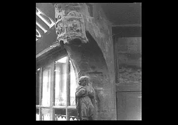 Foto de Casa llamada Arondles - POP Plateforme Ouverte du Patrimoine / Base Mérimée - © Ministère de la Culture (France), Médiathèque du patrimoine et de la photographie, diffusion RMN-GP