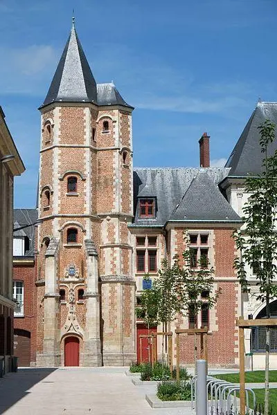Foto de Casa de rey - Patrick Despoix - © Creative Commons (https://creativecommons.org/licenses/by-sa/4.0/deed.fr)