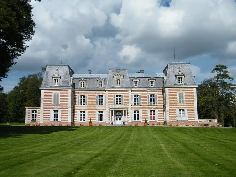 Foto di Château de Buigny-Saint-Maclou - APictche - © Creative Commons (https://creativecommons.org/licenses/by-sa/4.0/deed.fr)
