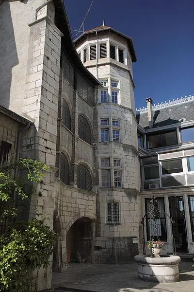 Foto von Hôtel des Ducs de Savoie (alt) - Groumfy69 - © Creative Commons (https://creativecommons.org/licenses/by-sa/4.0/deed.fr)