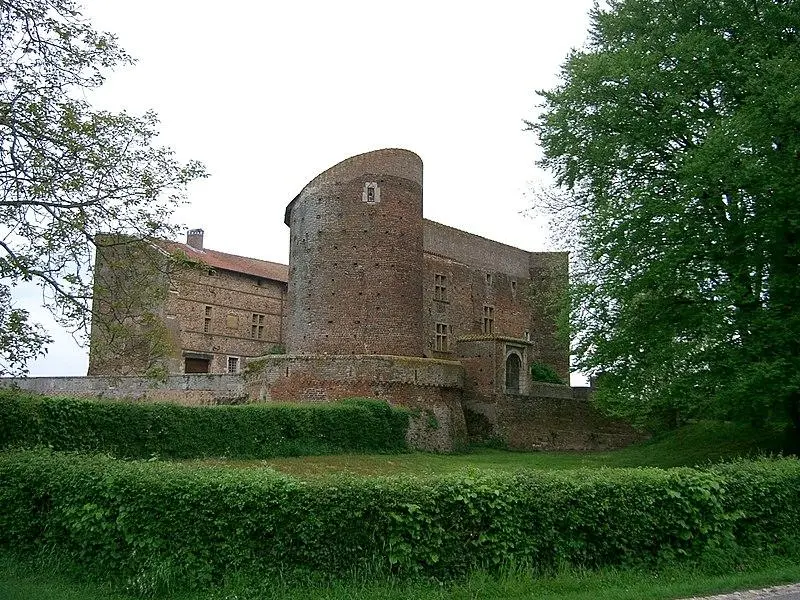 Foto di Castello - PRA - © Creative Commons (https://creativecommons.org/licenses/by-sa/4.0/deed.fr)