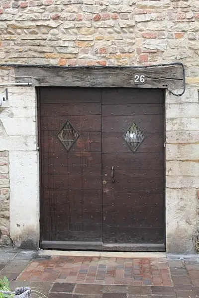 Foto di Edificio - Chabe01 - © Creative Commons (https://creativecommons.org/licenses/by-sa/4.0/deed.fr)