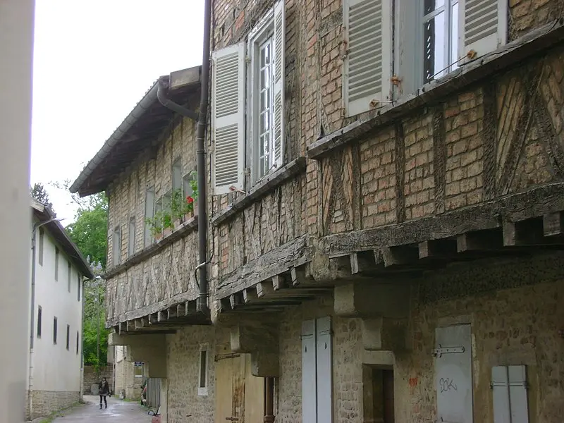 Foto di Casa - Guy Prieur - © Creative Commons (https://creativecommons.org/licenses/by-sa/4.0/deed.fr)