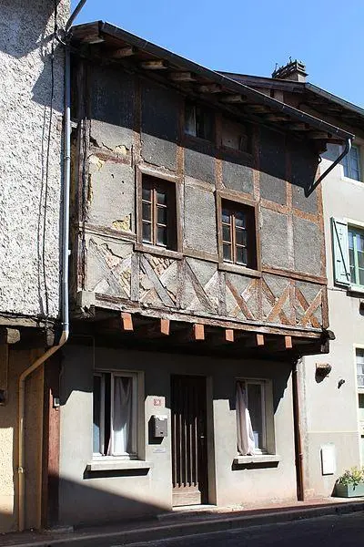 Foto di Casa - Chabe01 - © Creative Commons (https://creativecommons.org/licenses/by-sa/4.0/deed.fr)