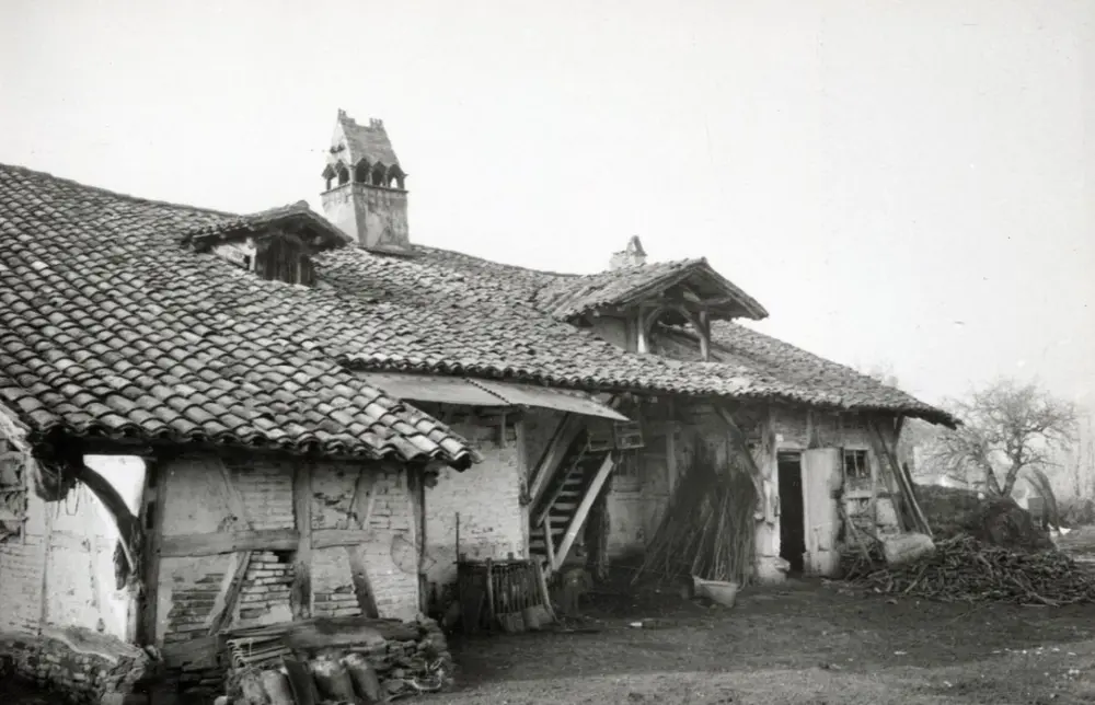 Foto di Mount Farm - POP Plateforme Ouverte du Patrimoine / Base Mérimée - © Ministère de la Culture (France), Médiathèque du patrimoine et de la photographie, Tous droits réservés 