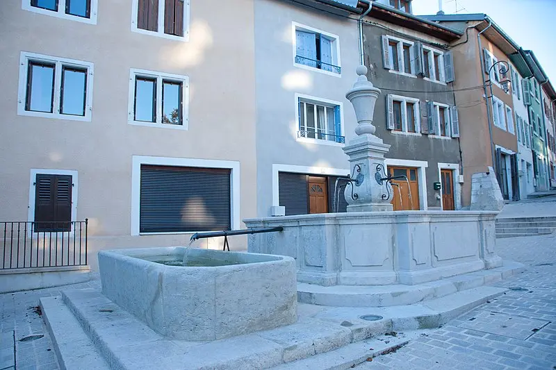 Foto di Fontana - Ludovic Péron - © Creative Commons (https://creativecommons.org/licenses/by-sa/4.0/deed.fr)
