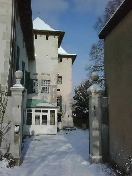 Foto von Schloss - Refola - © Creative Commons (https://creativecommons.org/licenses/by-sa/4.0/deed.fr)