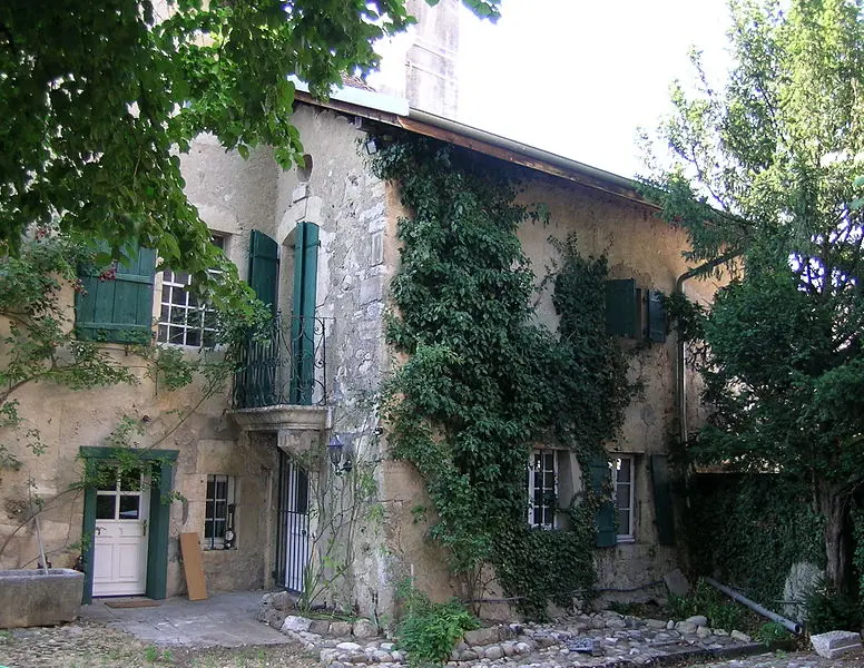 Foto von Schloss - Refola - © Creative Commons (https://creativecommons.org/licenses/by-sa/4.0/deed.fr)