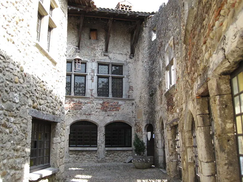 Foto von Gebäude sagt, dass Prince's Haus - Arnaud 25 - © Creative Commons (https://creativecommons.org/licenses/by-sa/4.0/deed.fr)