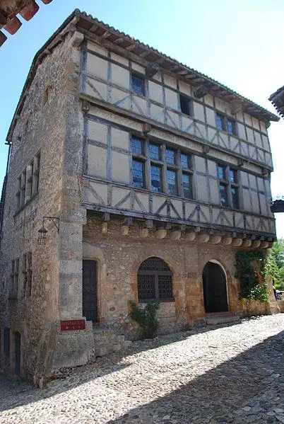 Foto von Cazin House - Jlpigache - © Creative Commons (https://creativecommons.org/licenses/by-sa/4.0/deed.fr)