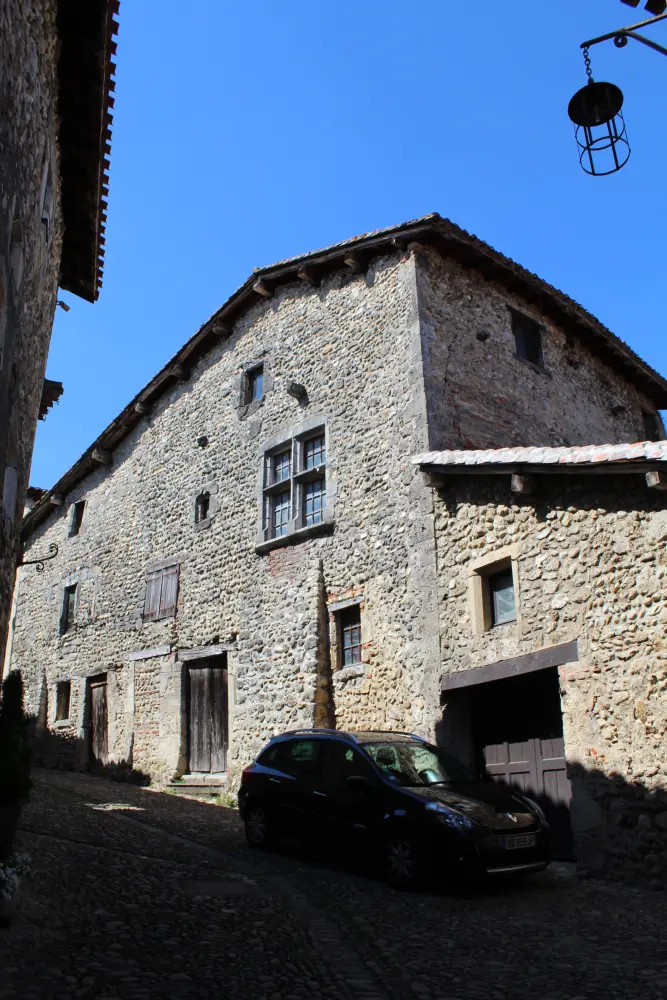 Foto von Zwillingshäuser: Magnin House und Gaillard House - Sous licence Creative Commons (https://creativecommons.org/licenses/by-sa/4.0/deed.fr) - Par Chabe01 - © Creative Commons (https://creativecommons.org/licenses/by-sa/4.0/deed.fr)