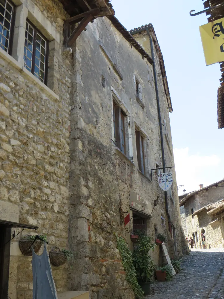 Foto de Casa de thimon - Sous licence Creative Commons (https://creativecommons.org/licenses/by-sa/4.0/deed.fr) - Par BUFO88 - © Creative Commons (https://creativecommons.org/licenses/by-sa/4.0/deed.fr)