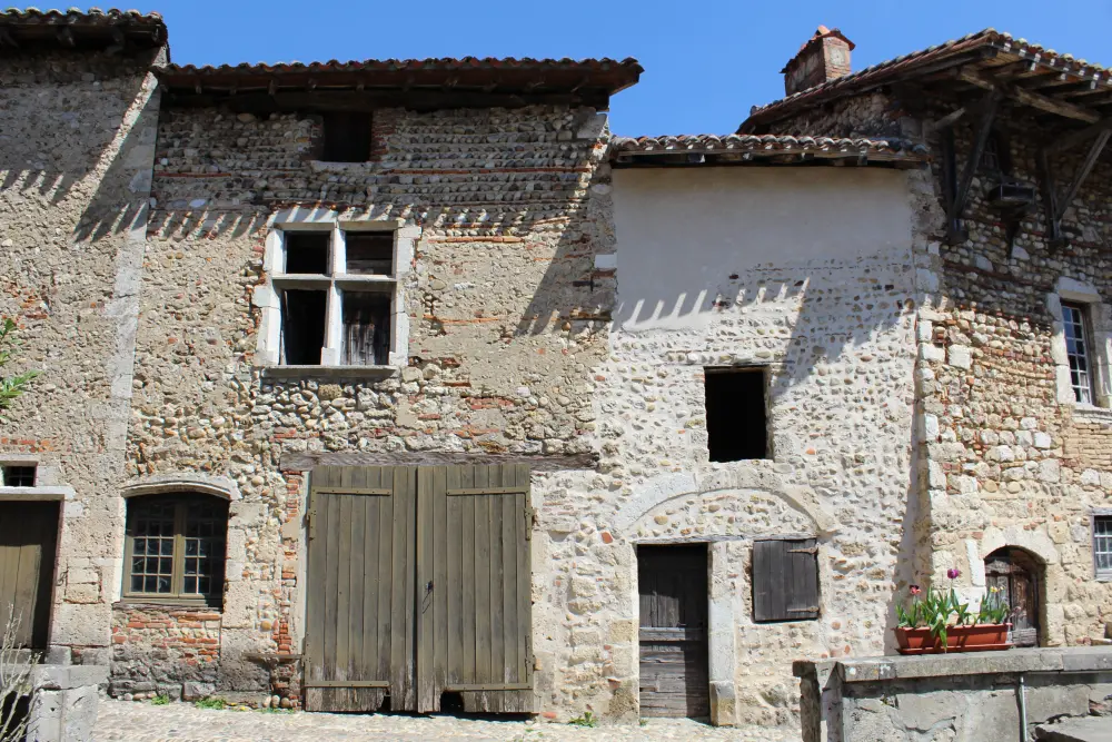 Picture of Home - Sous licence Creative Commons (https://creativecommons.org/licenses/by-sa/4.0/deed.fr) - Par Chabe01 - © Creative Commons (https://creativecommons.org/licenses/by-sa/4.0/deed.fr)