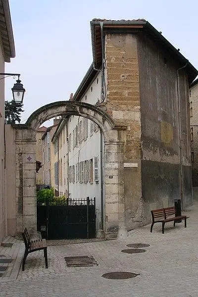 Foto von Hotel des Gouverneurs von Dombes (alt) - Marc charensol - © Creative Commons (https://creativecommons.org/licenses/by-sa/4.0/deed.fr)