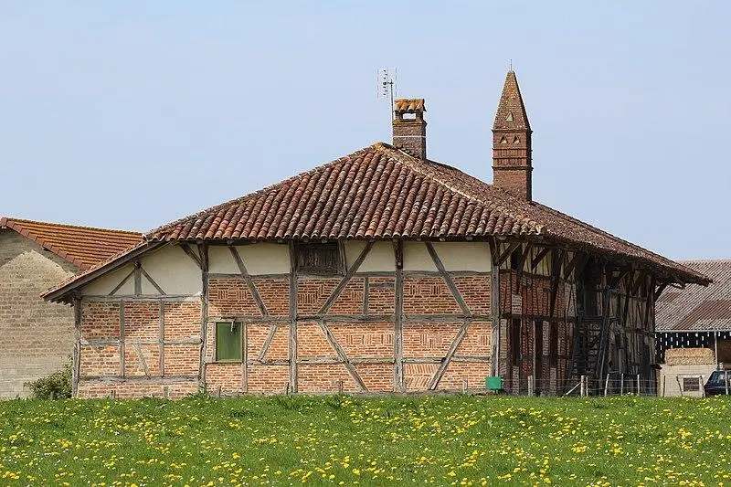 Foto von Ferrand Farm - Chabe01 - © Creative Commons (https://creativecommons.org/licenses/by-sa/4.0/deed.fr)