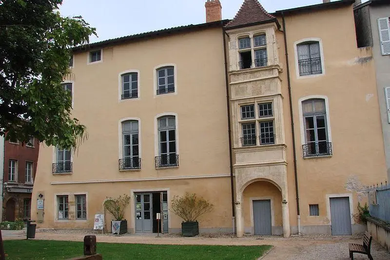 Foto von Haus namens Sires de Villars - Marc charensol - © Creative Commons (https://creativecommons.org/licenses/by-sa/4.0/deed.fr)