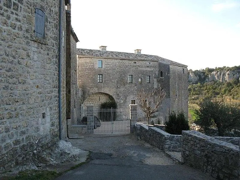 Foto von Schloss - Raymond SÉNÈQUE - © Creative Commons (https://creativecommons.org/licenses/by-sa/4.0/deed.fr)