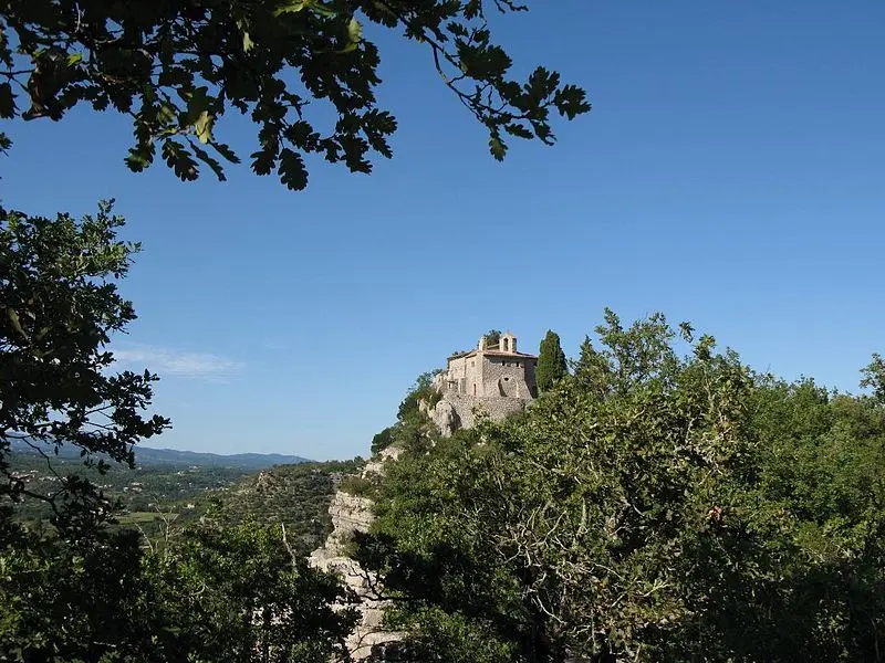 Foto di Saint-Eugène Hermitage - Raymond SÉNÈQUE - © Creative Commons (https://creativecommons.org/licenses/by-sa/4.0/deed.fr)