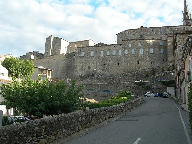 Picture of Castle - Raymond Sénèque. - © Creative Commons (https://creativecommons.org/licenses/by-sa/4.0/deed.fr)