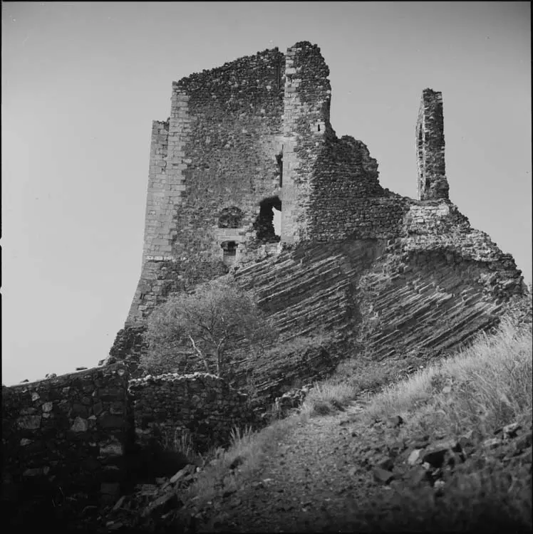 Foto di Castello - POP Plateforme Ouverte du Patrimoine / Base Mérimée - © Ministère de la Culture (France), Médiathèque du patrimoine et de la photographie, diffusion RMN-GP