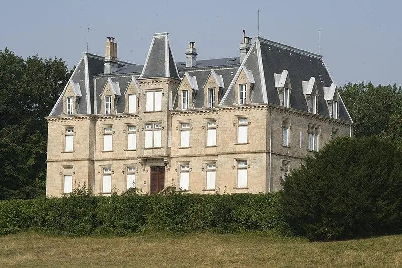 Foto von Château des Faugs - Charcutaille - © Creative Commons (https://creativecommons.org/licenses/by-sa/4.0/deed.fr)