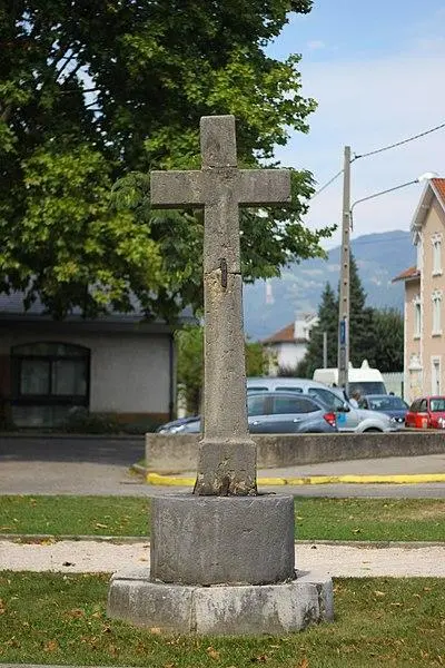 Foto von Steinkreuz - Matthieu Riegler English : This photo has been ta - © Creative Commons (https://creativecommons.org/licenses/by-sa/4.0/deed.fr)