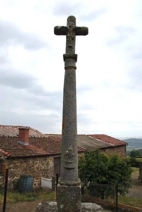 Foto von Kreuzen - POP Plateforme Ouverte du Patrimoine / Base Mérimée - © Ministère de la Culture (France), Direction Régionale des Affaires Culturelles d'Auvergne-Rhône-Alpes – Tous droits réservés 