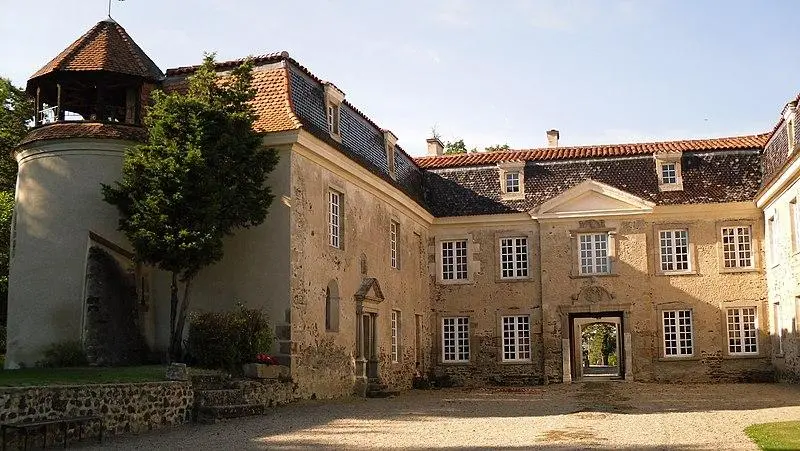 Foto von Goutelas Castle - Frédérique Défrade - © Creative Commons (https://creativecommons.org/licenses/by-sa/4.0/deed.fr)