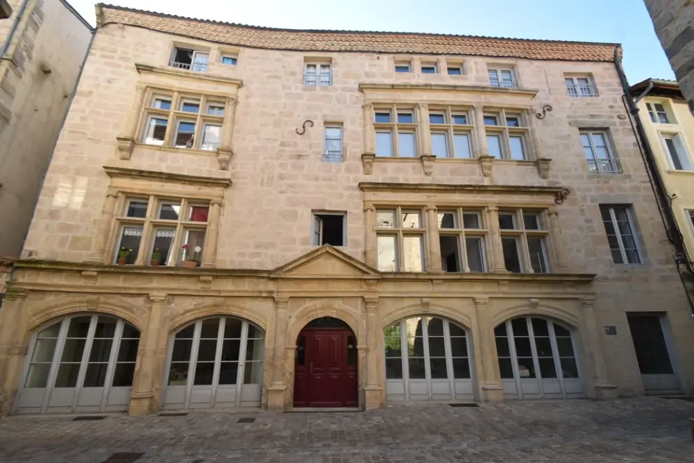 Photo de Maison du 16e siècle - POP Plateforme Ouverte du Patrimoine / Base Mérimée - © Ministère de la Culture (France), Médiathèque du patrimoine et de la photographie, diffusion GrandPalaisRmn Photo